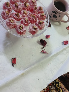 عکسی از دستور باسلوق ژله ای انار 😛