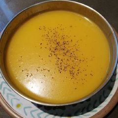 A picture of Pumpkin and Potato Soup.