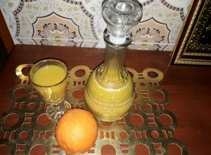 صورة لوصفة عصير حبة البرتقال 🍊 بذوق القرفة 😉😉