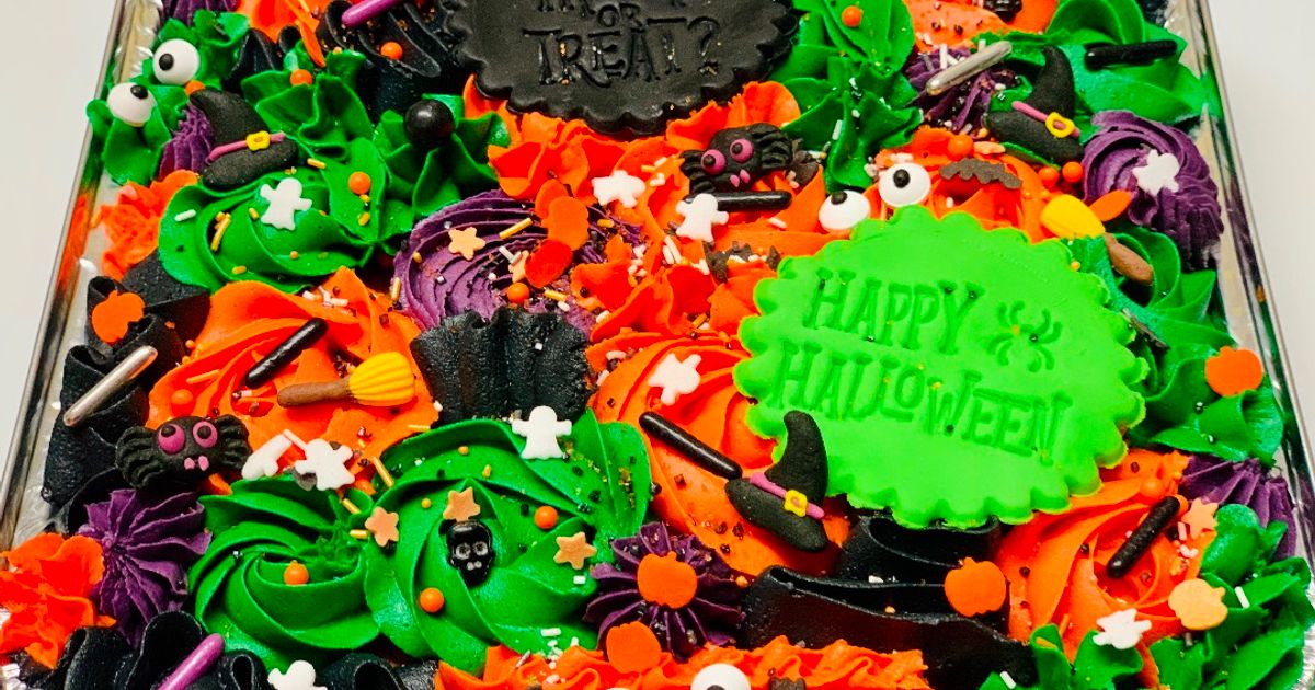 Halloween TrayBake