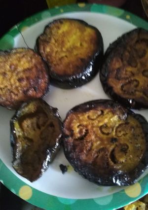 A picture of Begun bhaja.