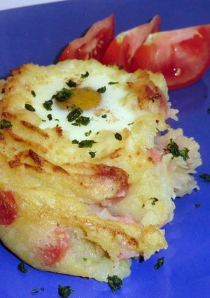 Tört burgonya recept sütőben sütve, tojással recept fotója
