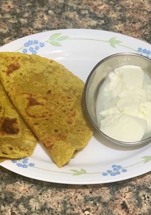 A picture of Lauki paratha (bottle gourd).