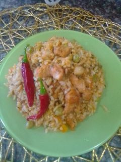 صورة لوصفة ارز بالخضار وصدر الدجاج ولا اروع 🍚🍗🌶️🥕