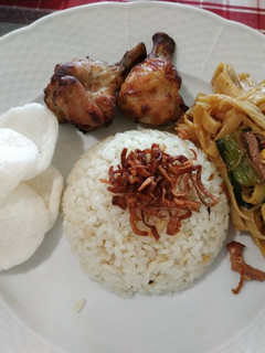 Foto resep Nasi Uduk Ricecooker