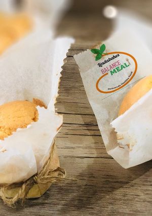 Hình của món Hongkong Paper Wrapped Sponge Cake.