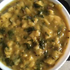 A picture of Dal Methi Dhokli.