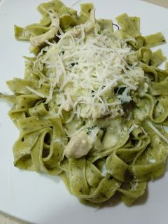 Una foto de Pasta con bechamel plus en mambo