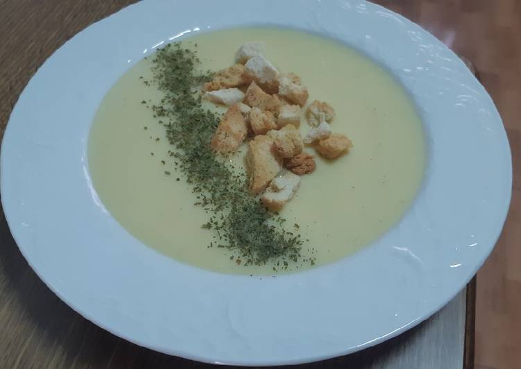 Crema fría de puerros