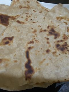 तिकोना पराठा (Tikona paratha recipe in hindi) रेसिपी मुख्य फोटो