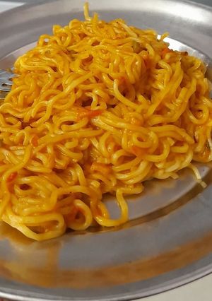 मैगी(maggi recipe in hindi) रेसिपी मुख्य फोटो
