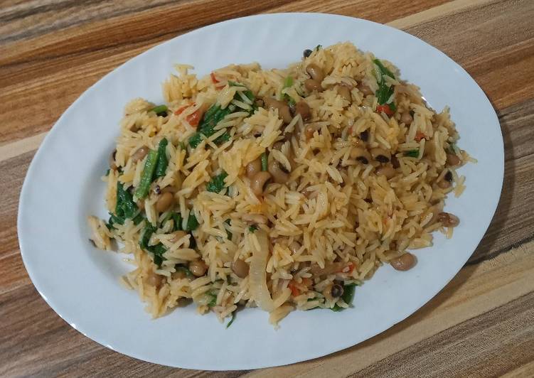 Simple Way to Make Any-night-of-the-week Jollof rice n beans | The Best Food|Easy Recipes for Busy Familie