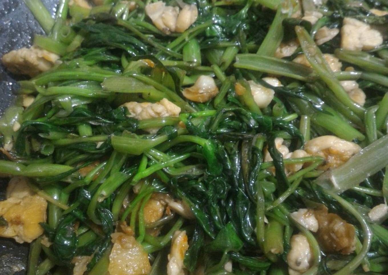 Tumis kangkung tempe