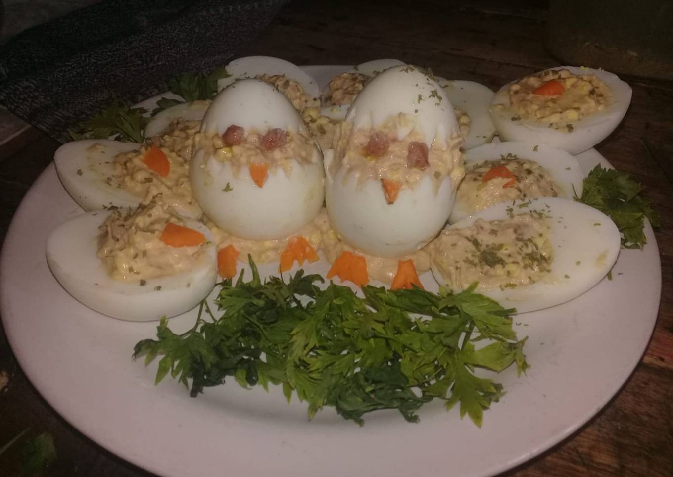 Simpáticos huevos rellenos!!!🐣🐣🐤🐥