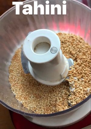 Una foto de Tahini casero
