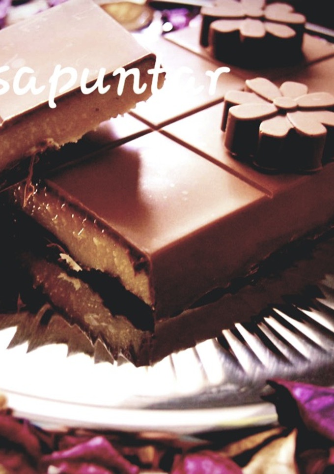 Una foto de Turrón de crema Kinder