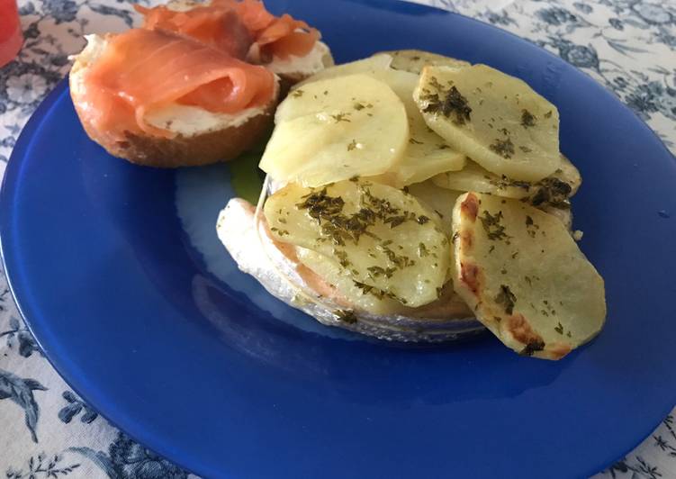 Steps to Prepare Ultimate Rollè di salmone con patate