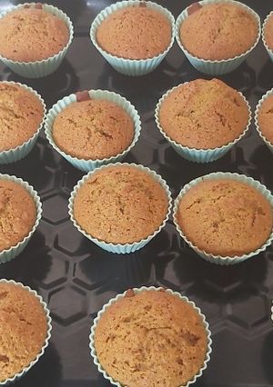 Una foto de Muffins de zanahorias integrales con canela