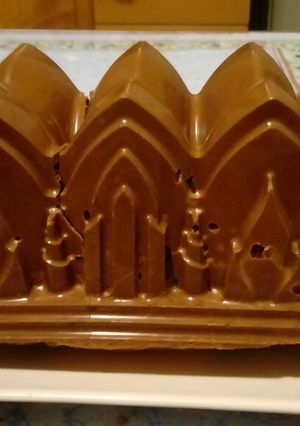 Foto di Plumcake marmorizato con noci e copertura al cioccolato