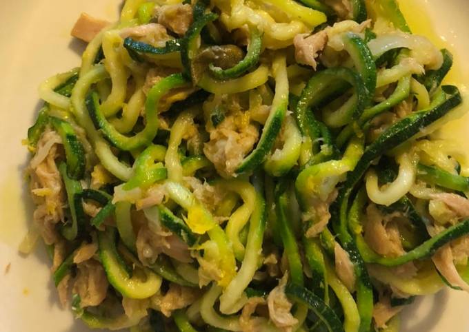 Ricetta Spaghetti di zucchine di Isadora Bartoli - Cookpad