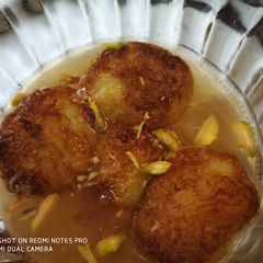 A picture of Lauki gulab jamun.