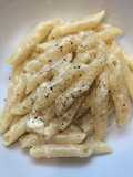 Pasta a los tres quesos