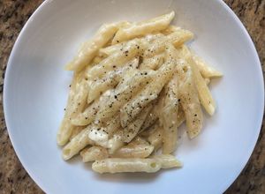 Una foto de Pasta a los tres quesos