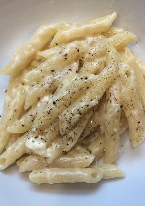 Una foto de Pasta a los tres quesos