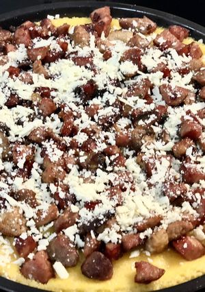 Une photo de La tarte du chasseur au polenta et sanglier