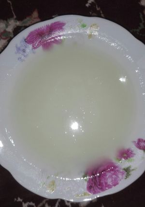 عکسی از دستور فرنی با (آرد سفید و آب)