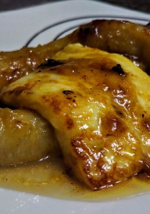 Una foto de QUESO Caramelo con Guineos 🍌(bananos) Maduros...!
