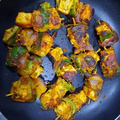A picture of Panner tikka.