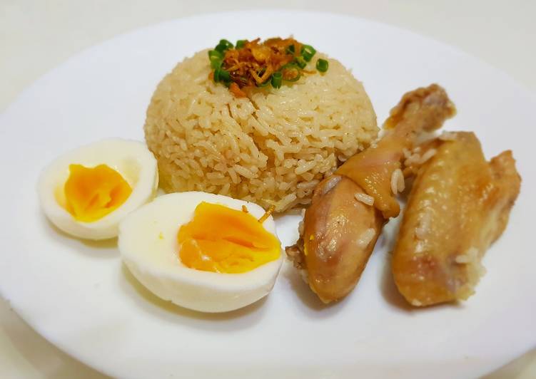 Langkah Mudah untuk Menyiapkan Nasi hainam ayam yang Menggugah Selera