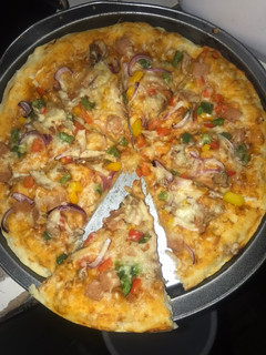 A picture of Homemade pizza recipe.
