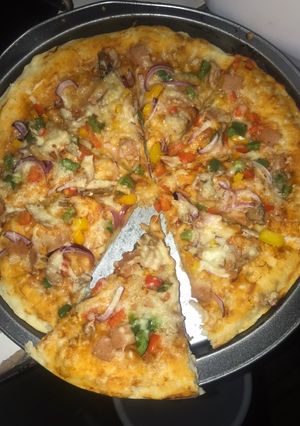 A picture of Homemade pizza recipe.