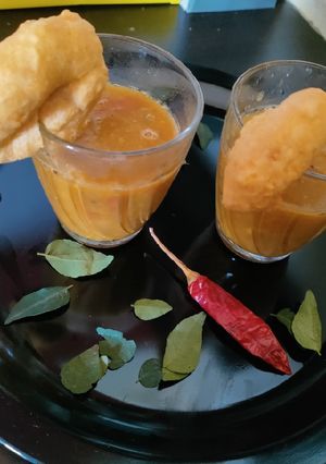 A picture of Medu Vada.