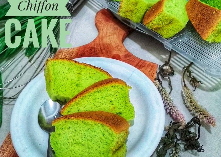 Pandan Chiffon Cake