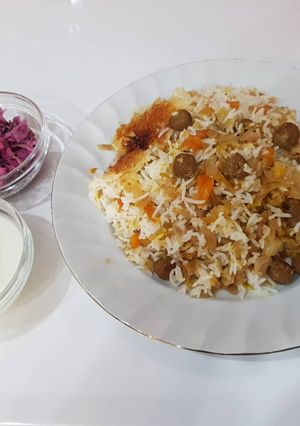 عکسی از دستور کلم پلو با گوشت قلقلی