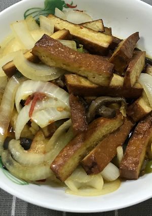 豆瓣辣炒豆乾 的食譜成品照片