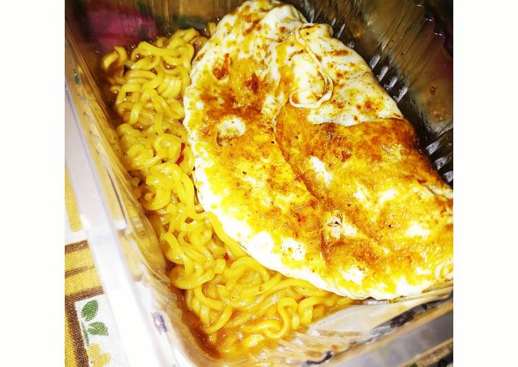 Recipe of Super Quick Homemade Fried omelette noodles