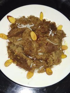 आटे का हलवा (Aate ka halwa recipe in hindi) रेसिपी मुख्य फोटो