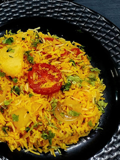 વઘારેલા ભાત (Vagharela Bhat Recipe In Gujarati) રેસીપી મુખ્ય ફોટો
