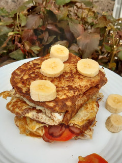 A picture of French toast sandwich.