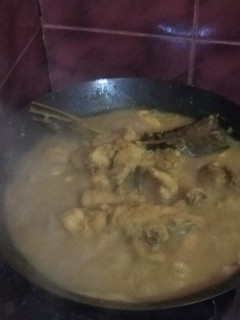 Foto resep Ungkep ayam,tahu, dan tempe goreng lengkuas