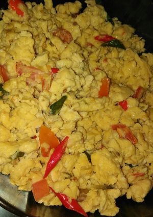 Foto resep Orek telur pedas gurih sehat