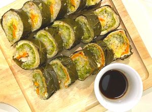 صورة لوصفة سوشي عربي باالخضار لذيييذ جدا🍱