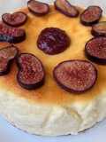 Pastís cremós de formatge amb figues confitades 🍰