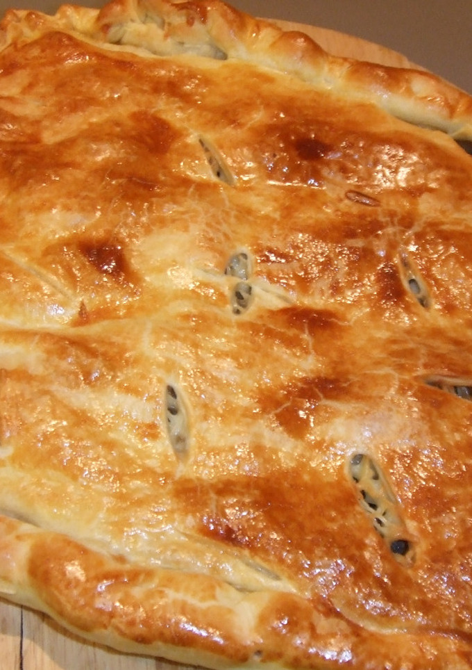 Una foto de Pastel de hojaldre con champis