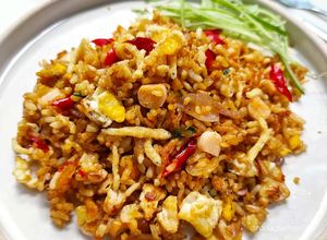Foto resep Nasi goreng teri sambal honje/ kecombrang
