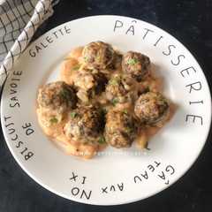 A picture of Swedish Meatballs (Bakso Ikea).